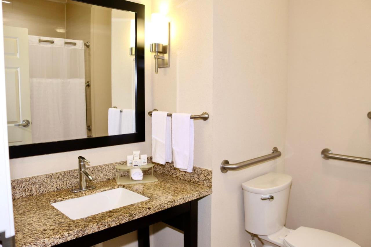 Holiday Inn Express & Suites Houston Northwest-Brookhollow By Ihg Ngoại thất bức ảnh